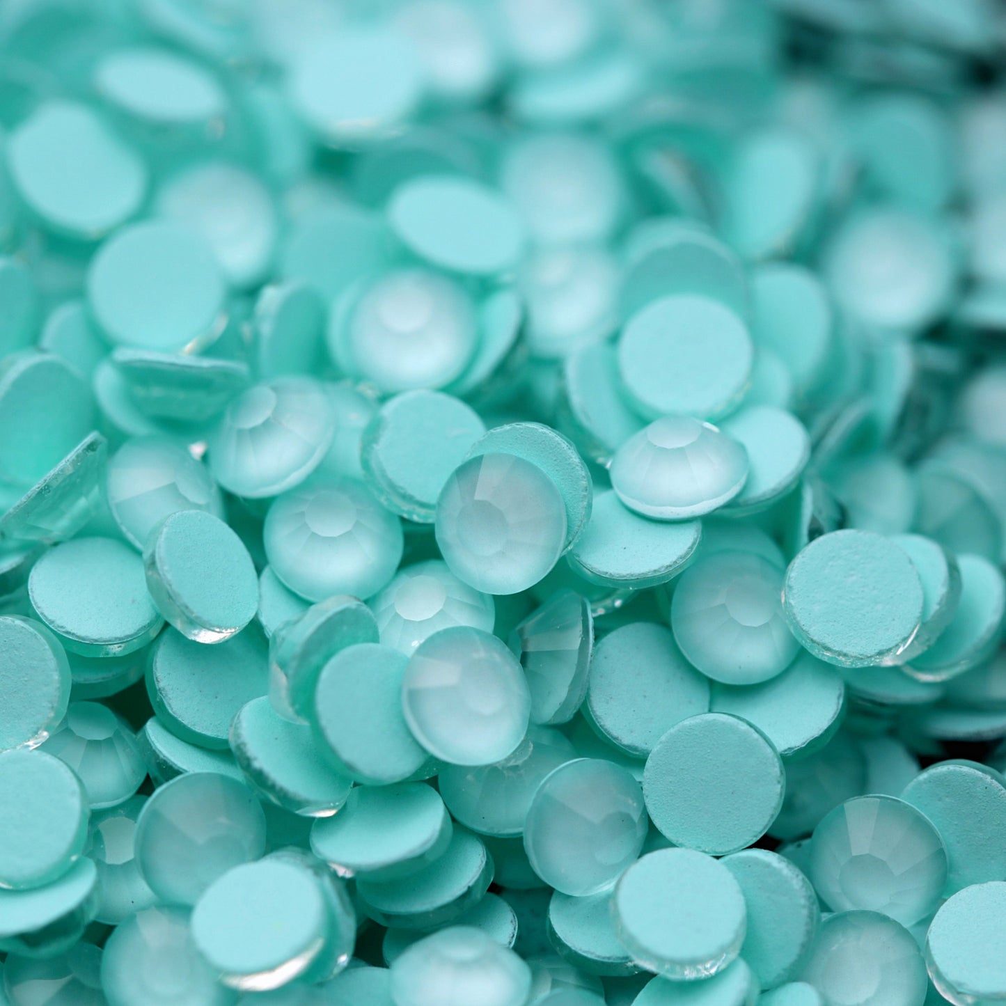 nail art rhinestone mint green color