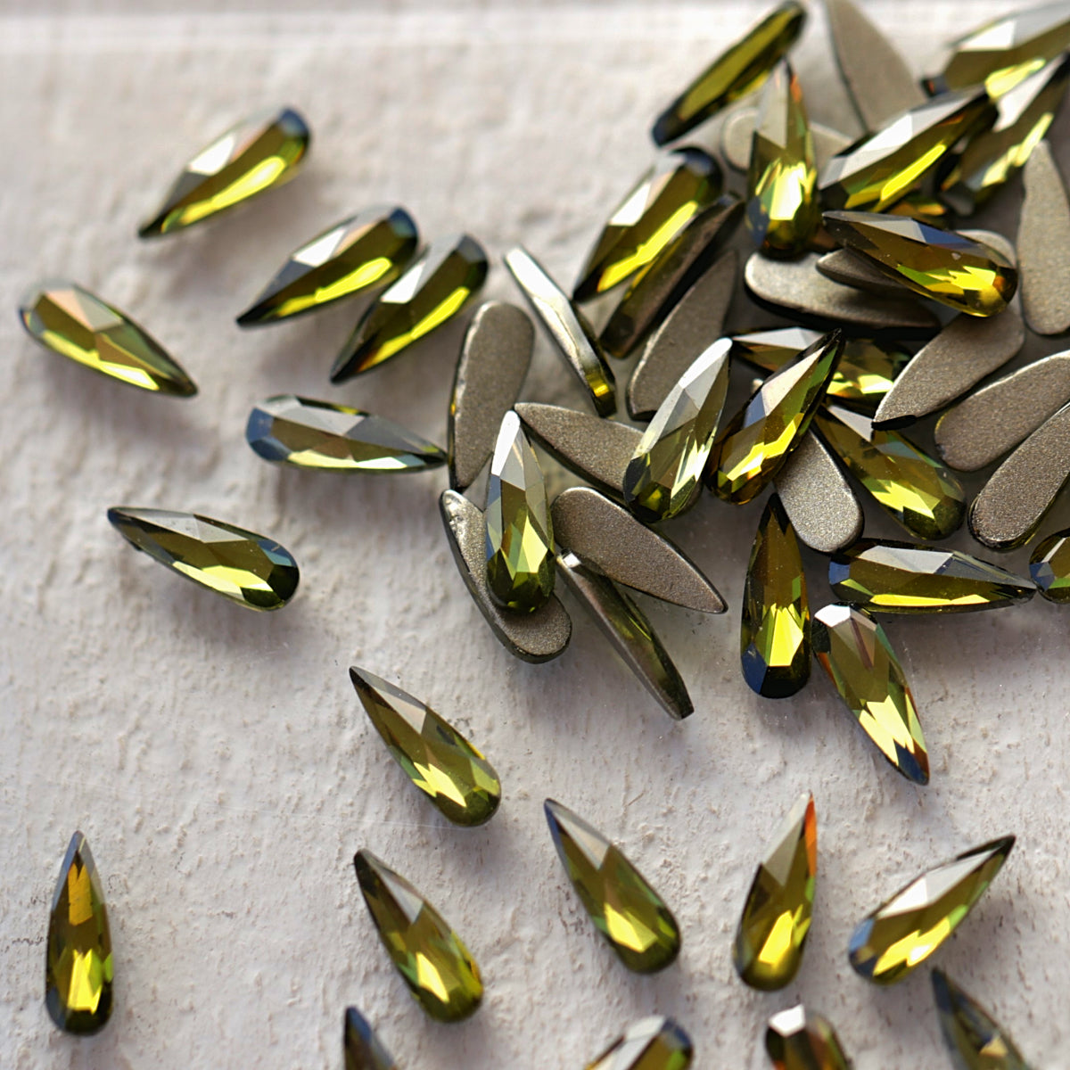 k9 crystal made drop shape flatback rhinestone olivine