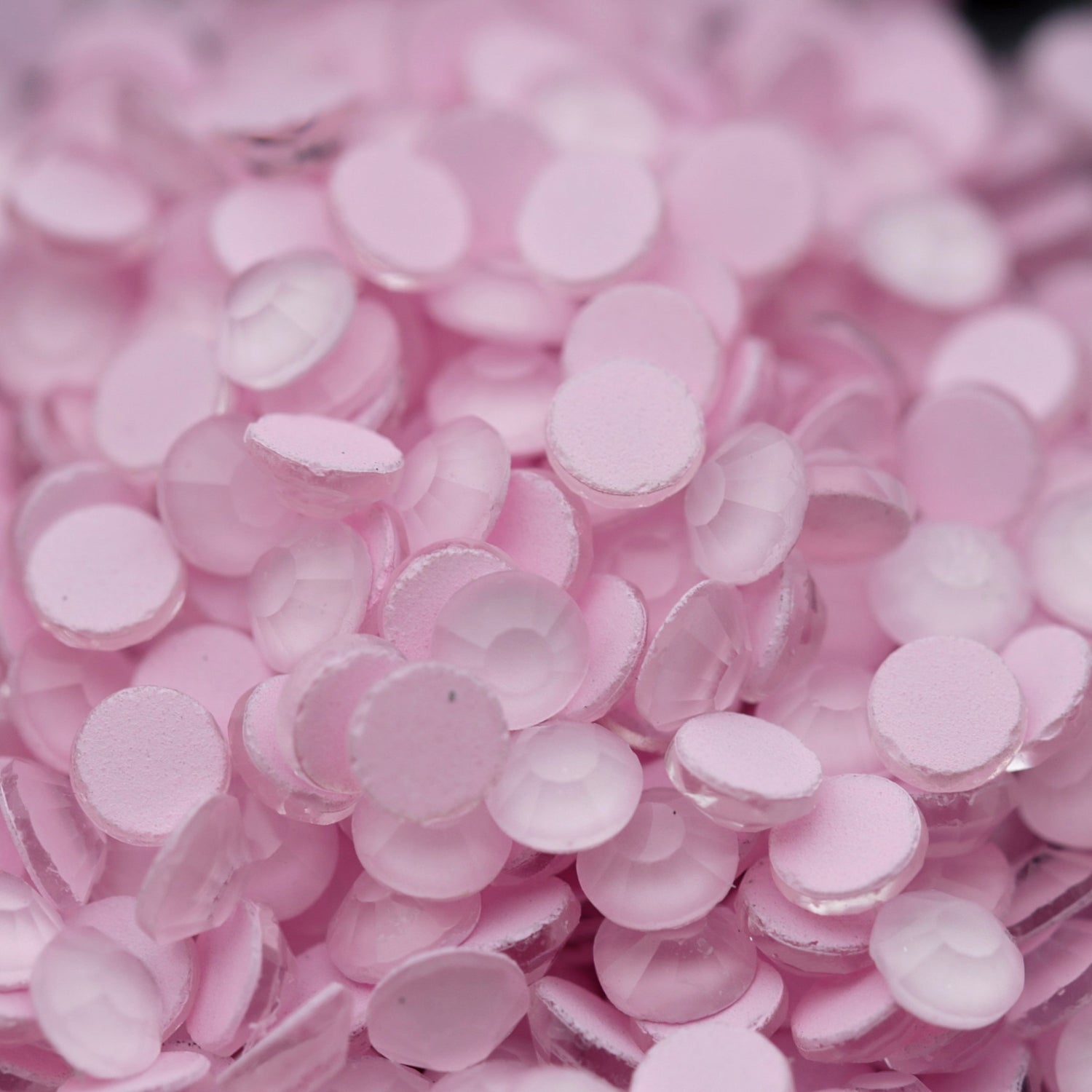 nail art rhinestone baby pink color