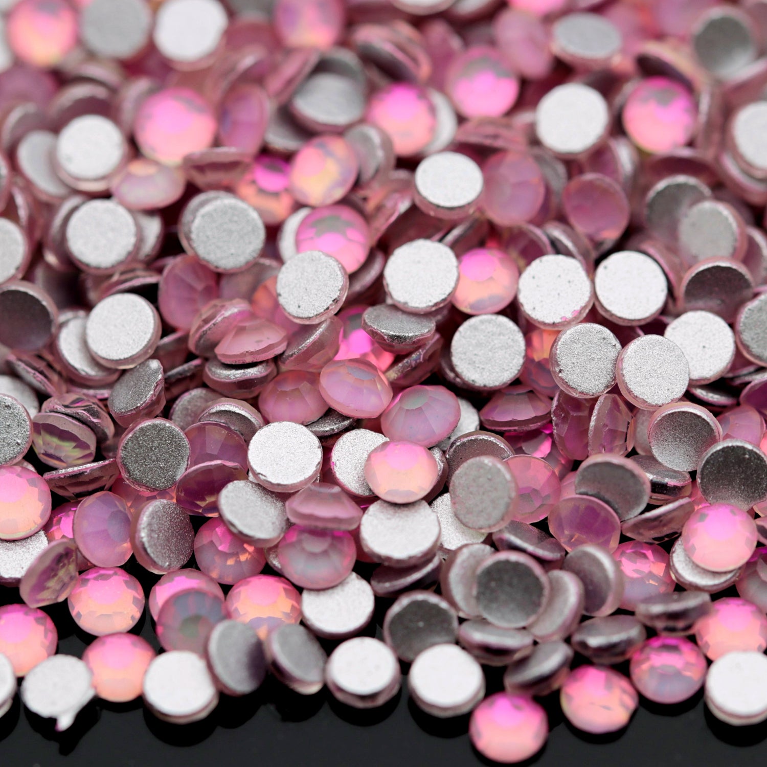 nail art rhinestone milky pink color