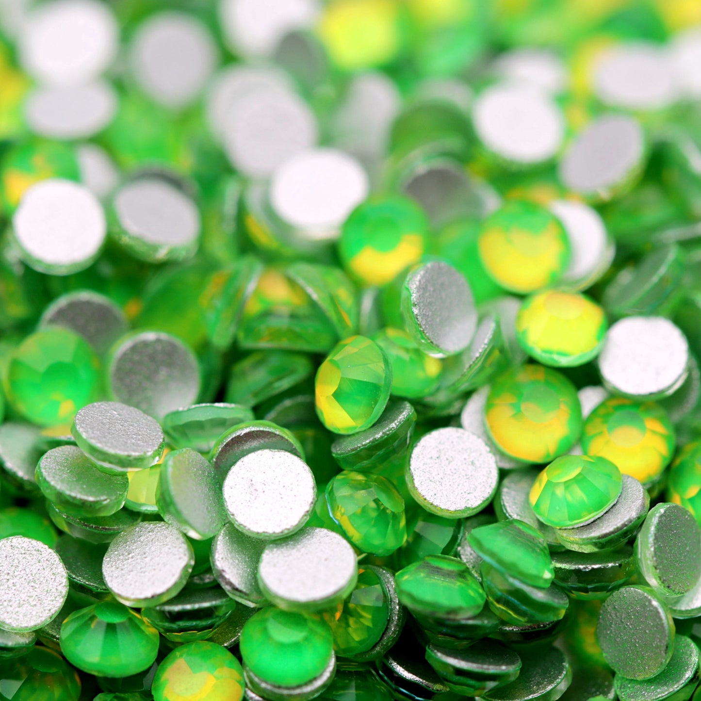 nail art rhinestone spring green color