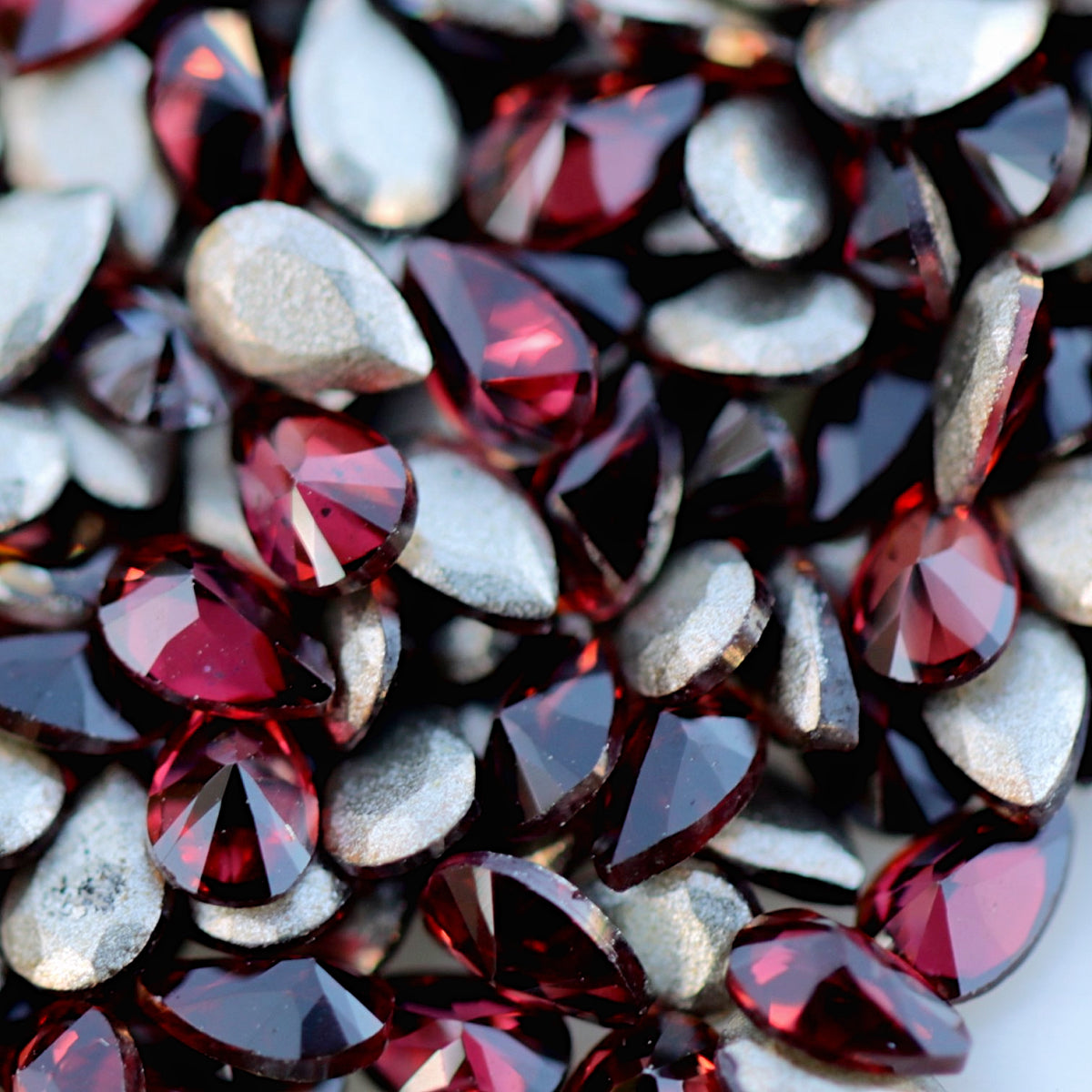 zircon drop shape nail art decoration burgundy