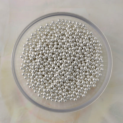 Silver metallic caviar beads displayed in several sizes, suitable for crystal outlines, textured accents and 3D nail designs.