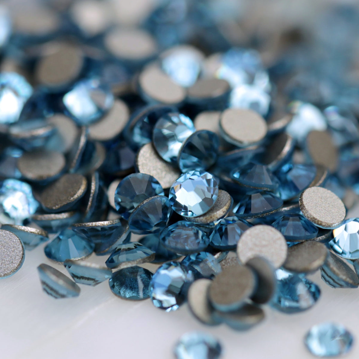 Swarovski Flatback Crystal Rhinestone Aquamarine