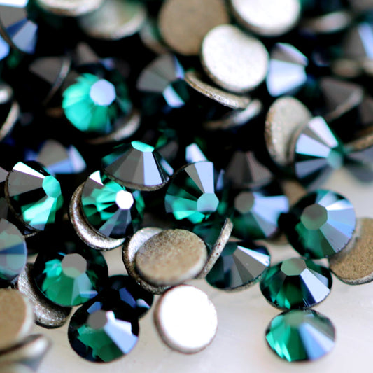 Swarovski Flatback Crystal Rhinestone Emerald Nightfall