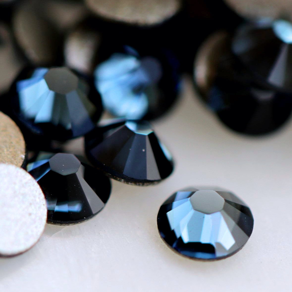 Swarovski Flatback Crystal Rhinestone Montana