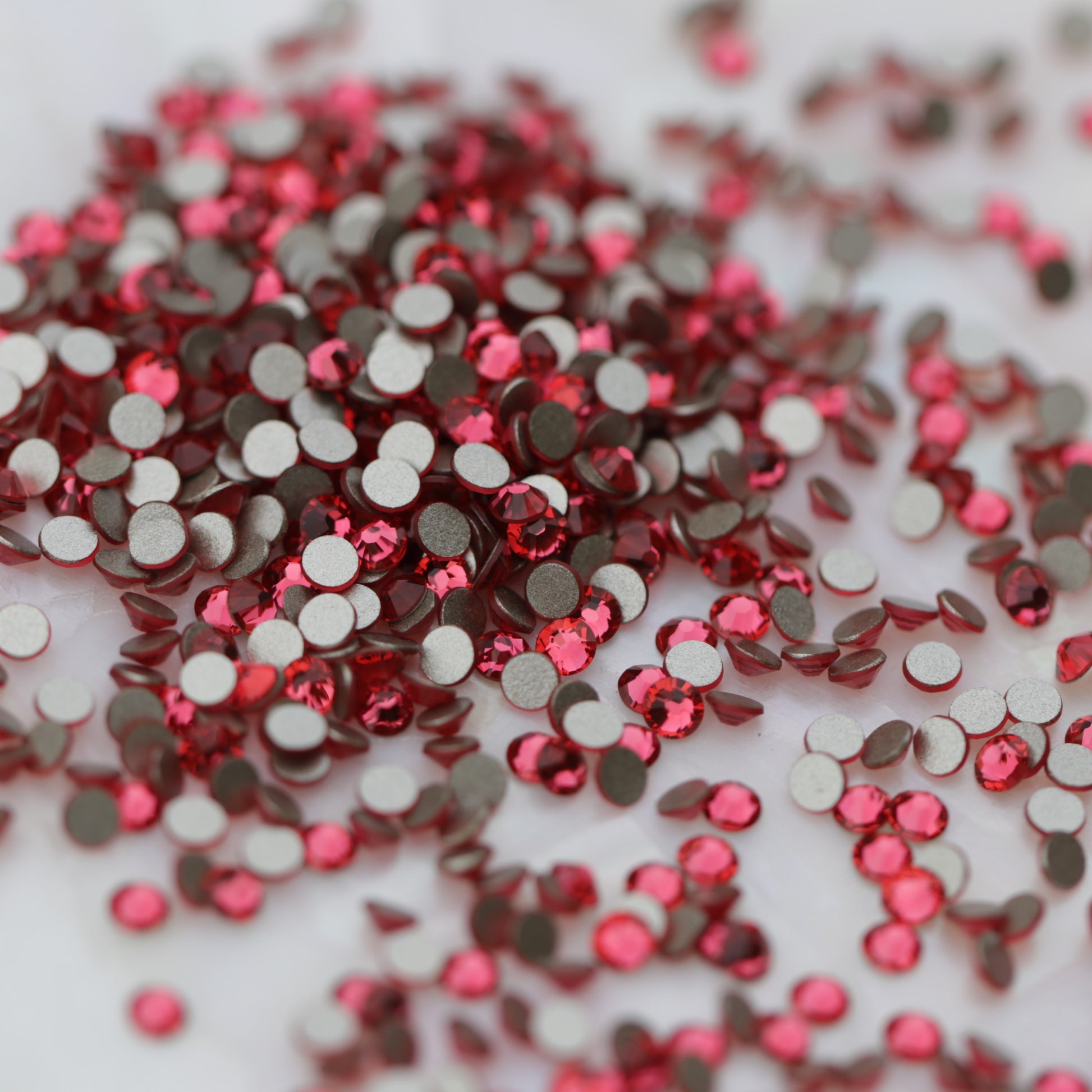 swarovski flatback crystal rhinestone in indian pink color