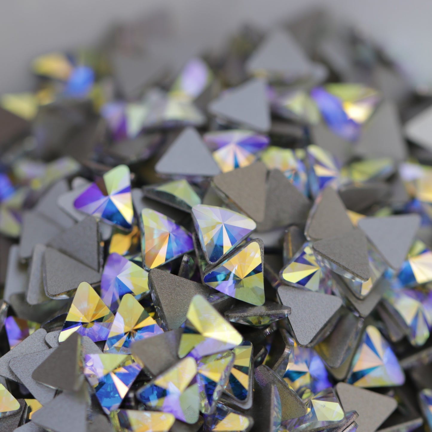 swaroski flatback crystal rhinestone rivoli triangle shape crystal ab color