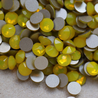 swarovski flatback crystal rhinestone in yellow opal color