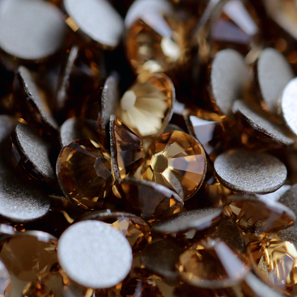 swarovski crystal rhinestone light colorado topaz color